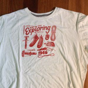 The North Face s/s T-Shirt  EUC XL